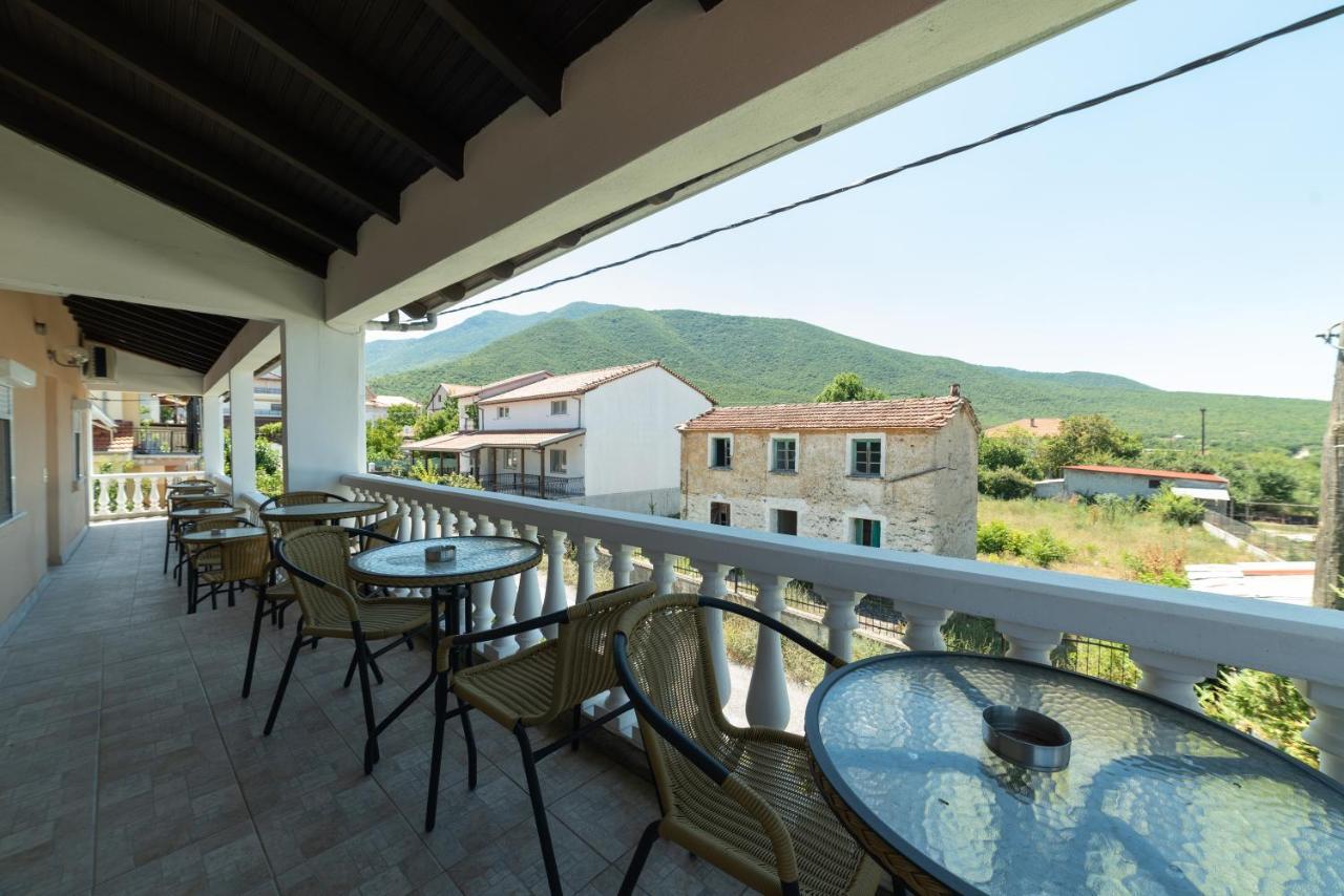 Maison Agistro Hotel Ángisztro Kültér fotó