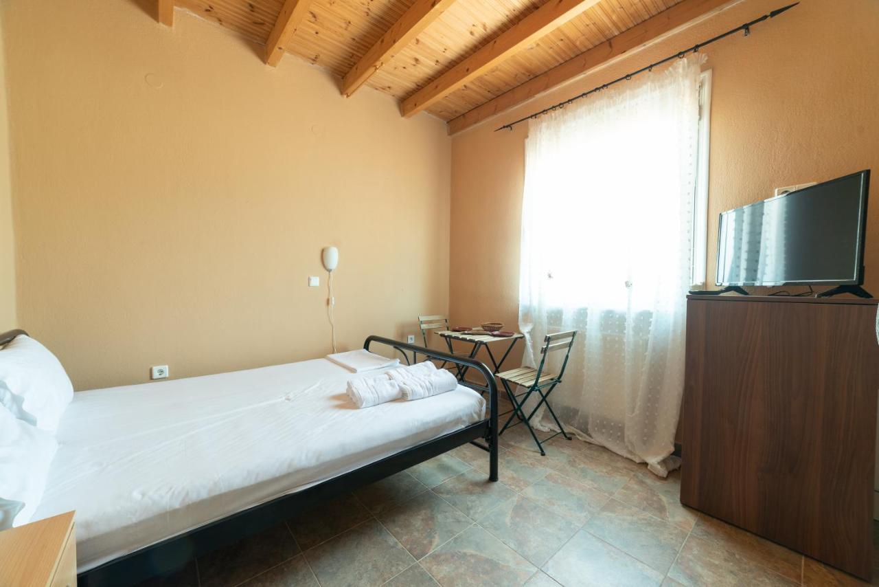 Maison Agistro Hotel Ángisztro Kültér fotó