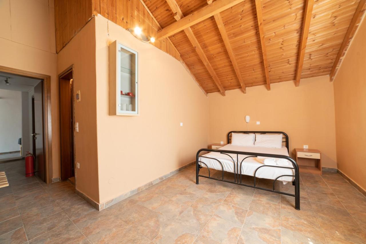 Maison Agistro Hotel Ángisztro Kültér fotó