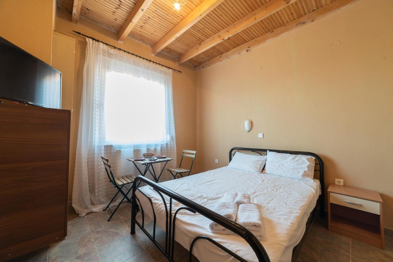 Maison Agistro Hotel Ángisztro Kültér fotó