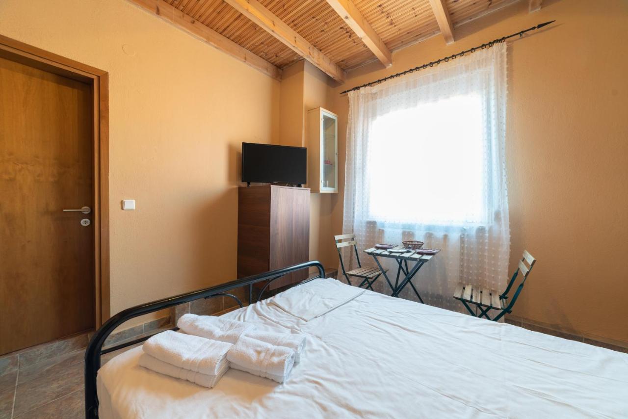 Maison Agistro Hotel Ángisztro Kültér fotó